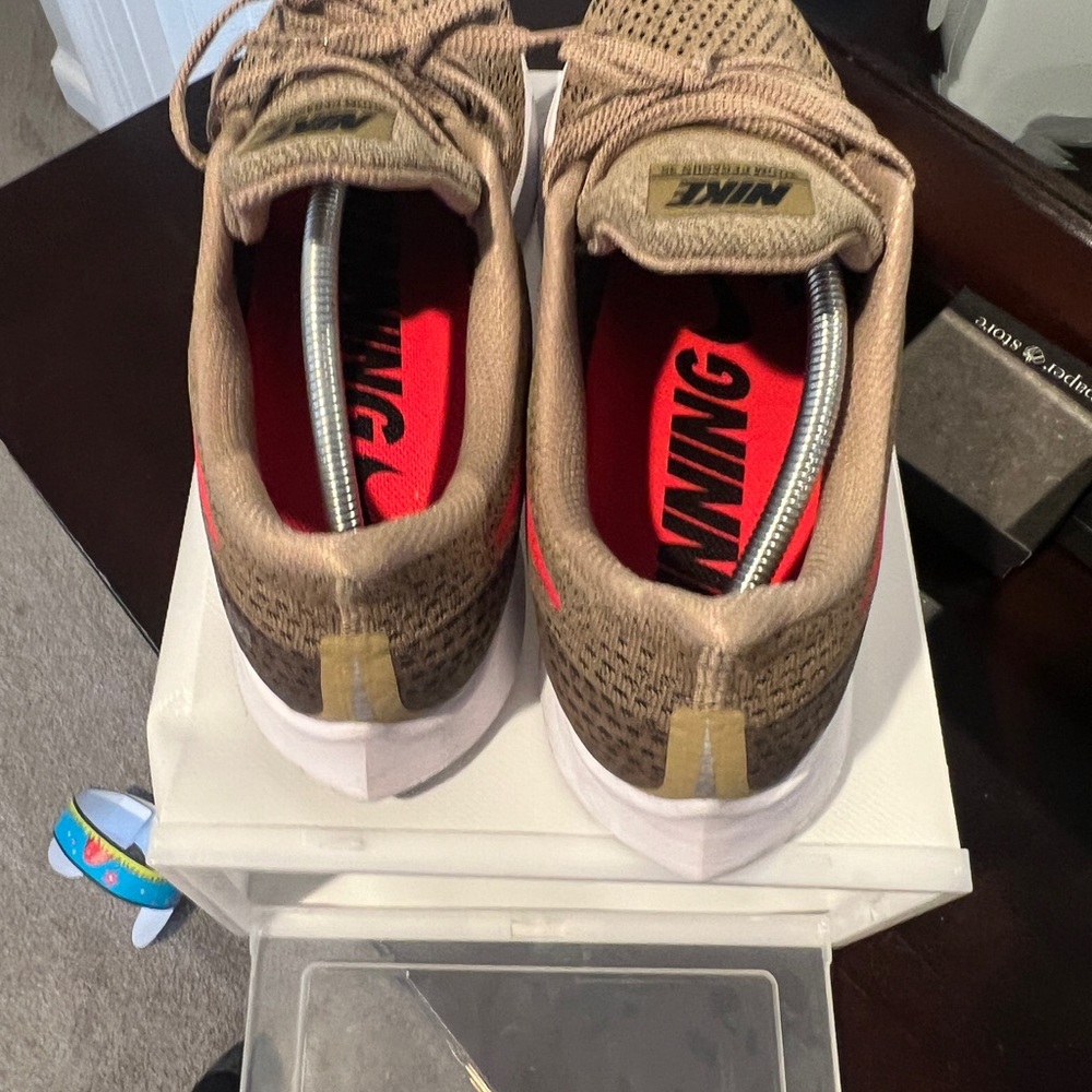 Nike running - Picture 3 of 3